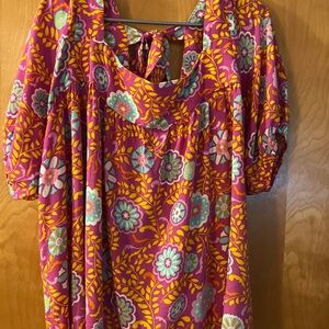 Emily Wonder Pink Floral Print Blouse Plus Size 1X Square Neck Keyhole Back Tie